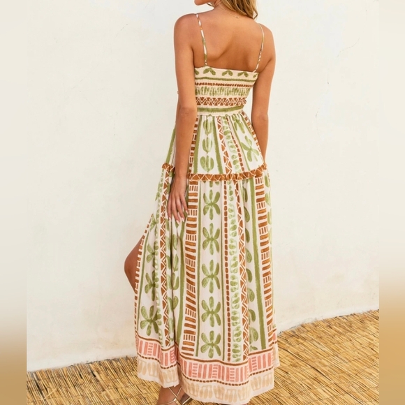 The Bahamas Cutout Smocked Maxi Dress- Green Brown Border Print M - Picture 8 of 10